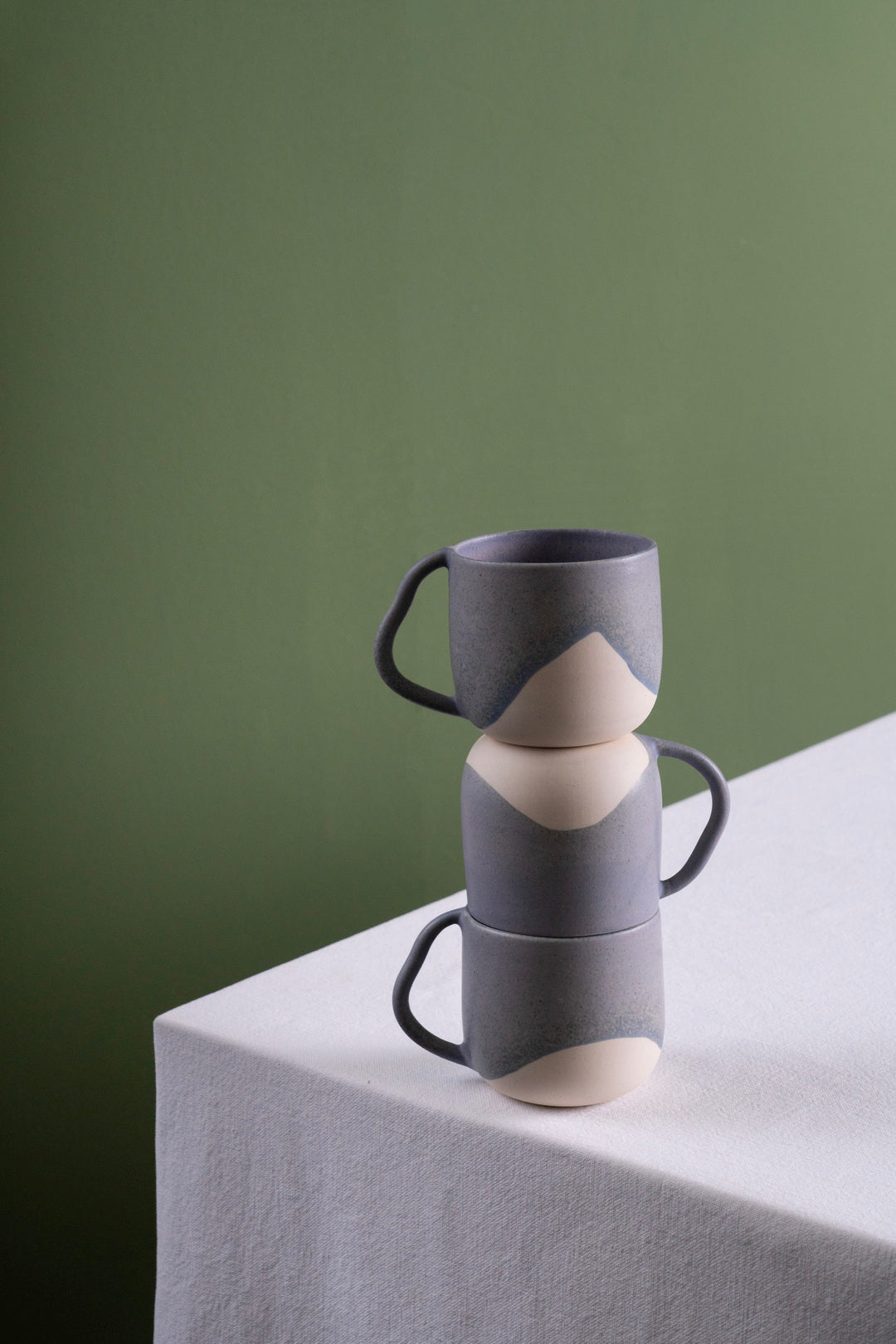 Skodelica Evelin vijola