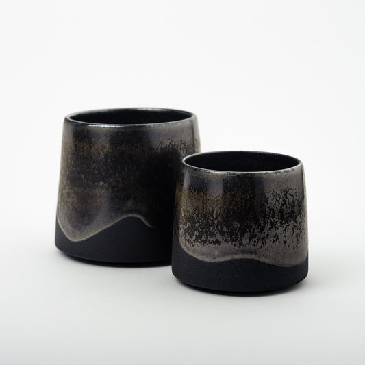 Skodelica Liana - črna metal